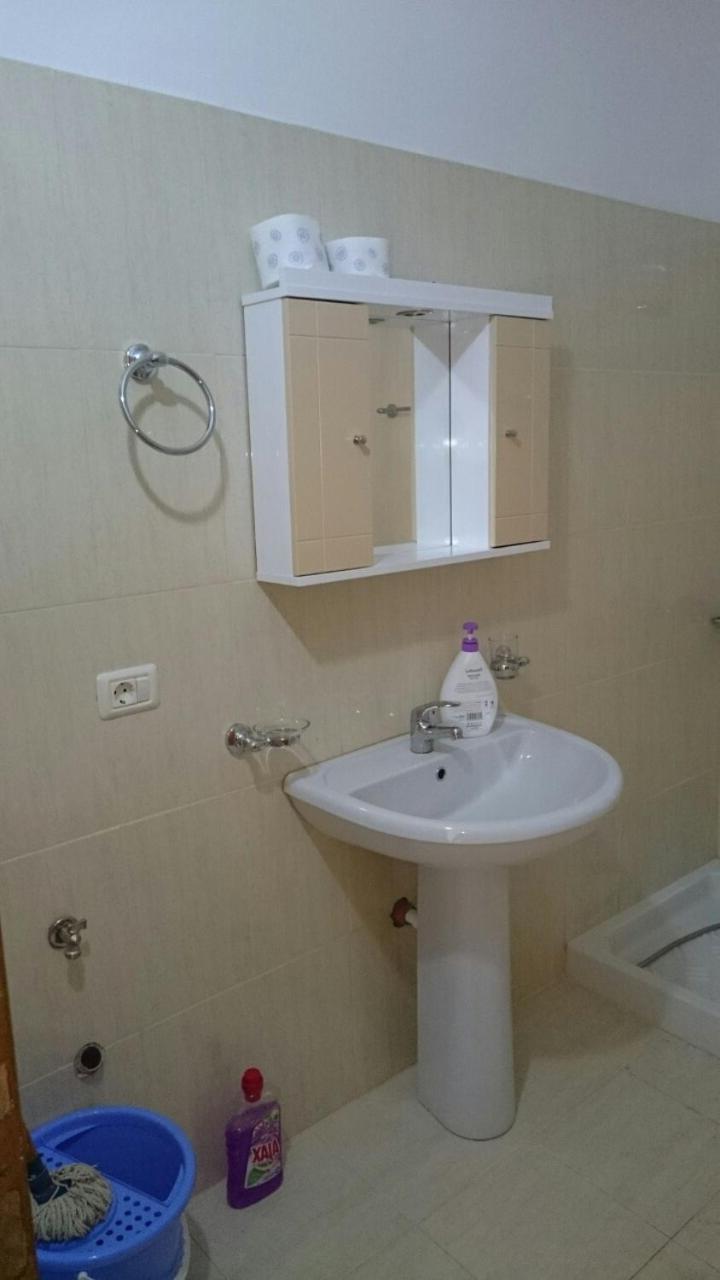 Al Mare Rooms Саранде Екстериор снимка