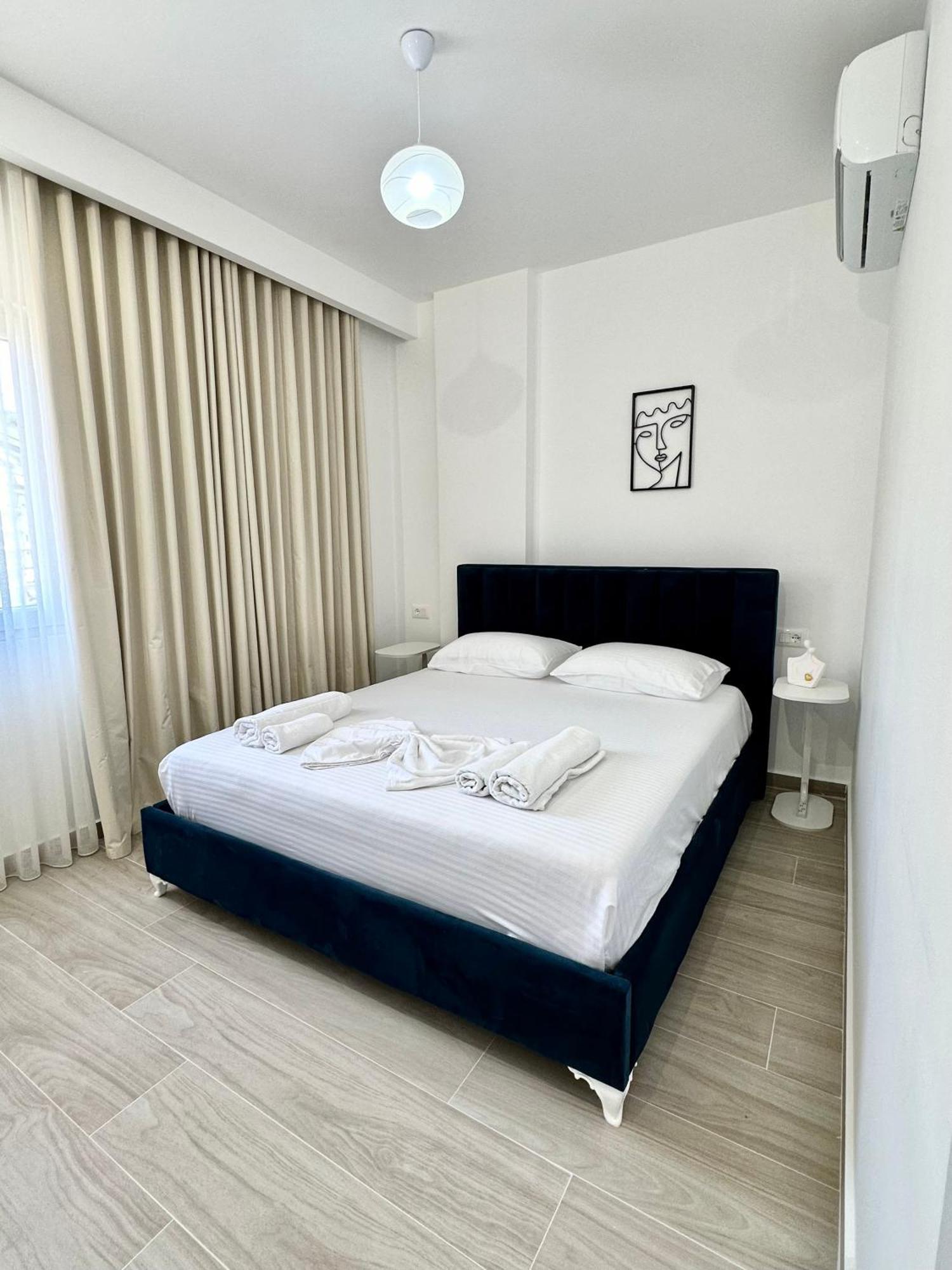 Al Mare Rooms Саранде Екстериор снимка