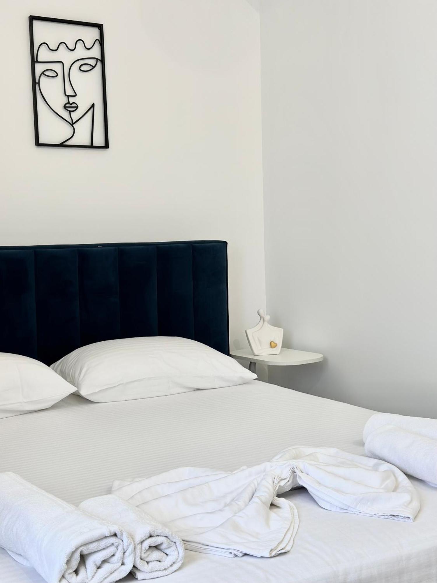 Al Mare Rooms Саранде Екстериор снимка
