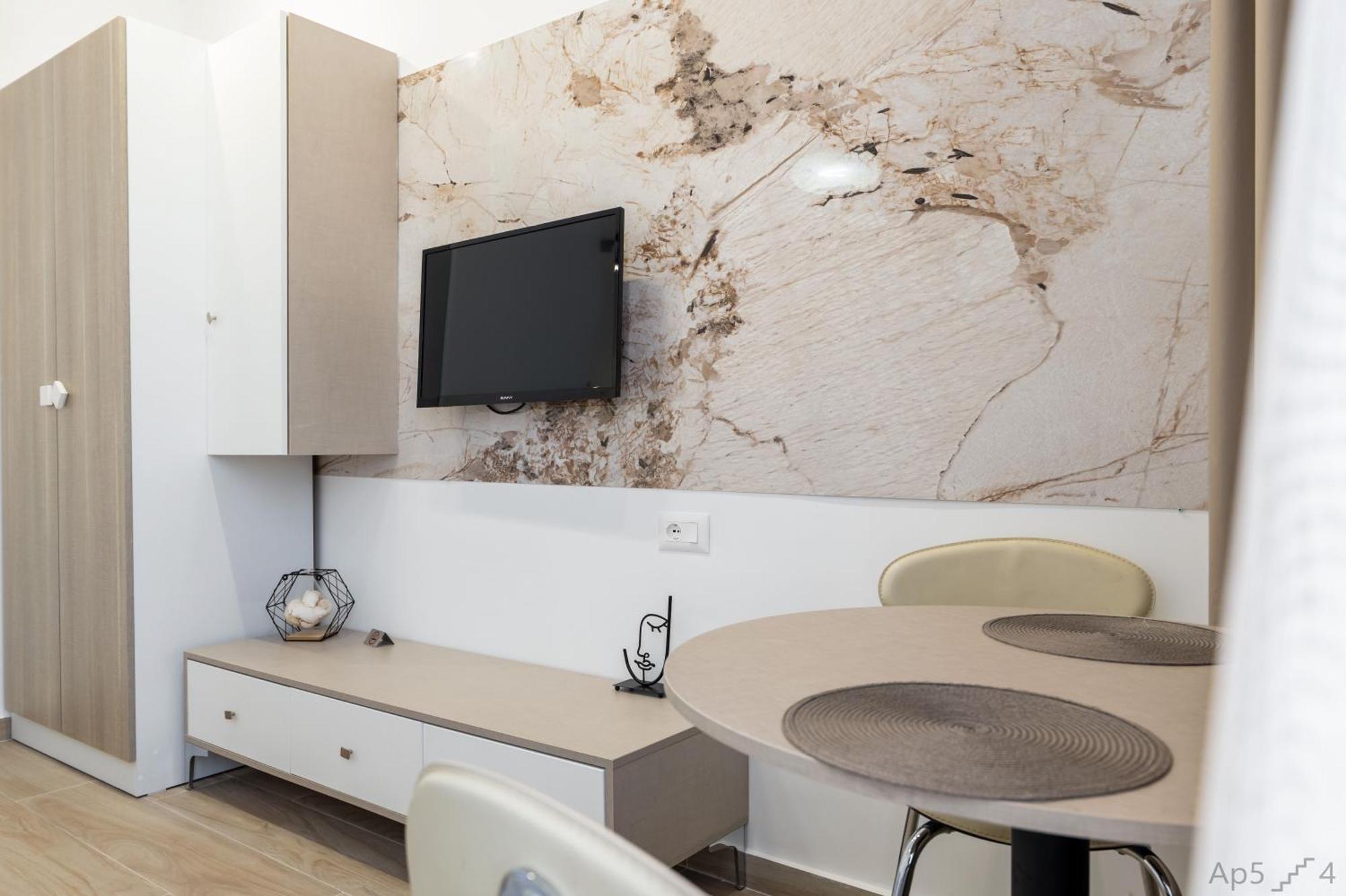 Al Mare Rooms Саранде Екстериор снимка